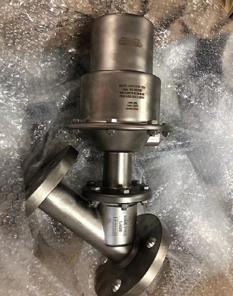 BUROCCO气动角座阀 DN40